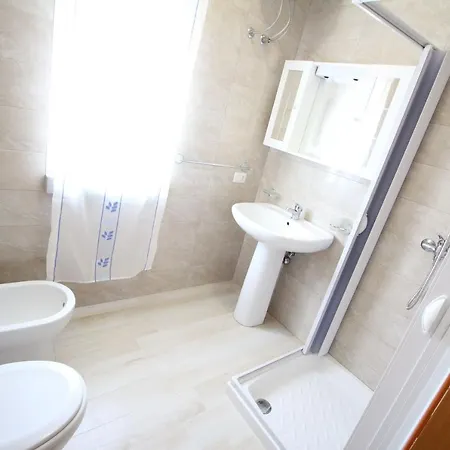 Vista Mare Rivabella Apartament *
